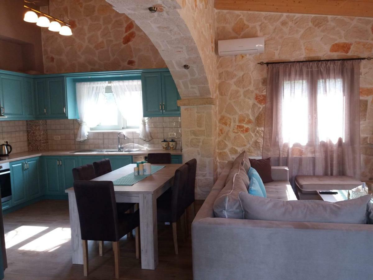 Villa Liberta Keri 외부 사진